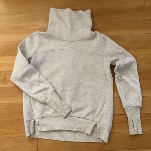 Heather grey Alo funnel neck sweatshirt